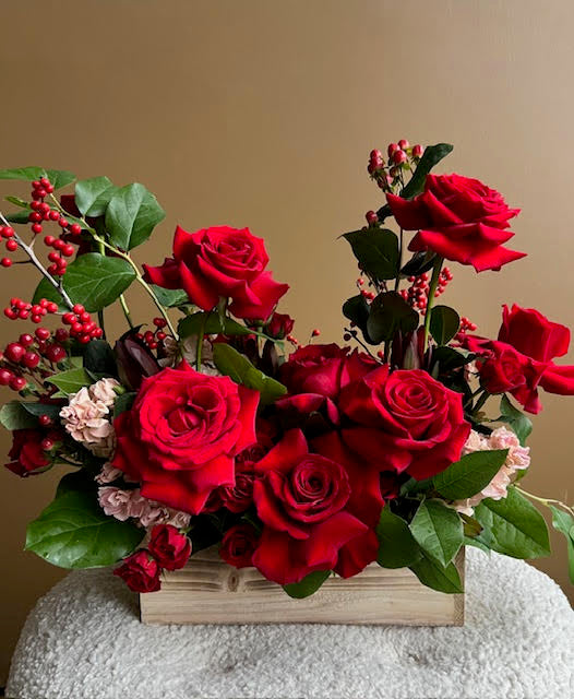 Stafford - Red Rose Cedar Box